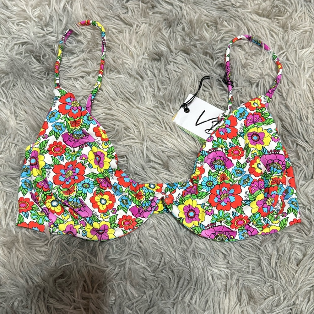 VDM swim top